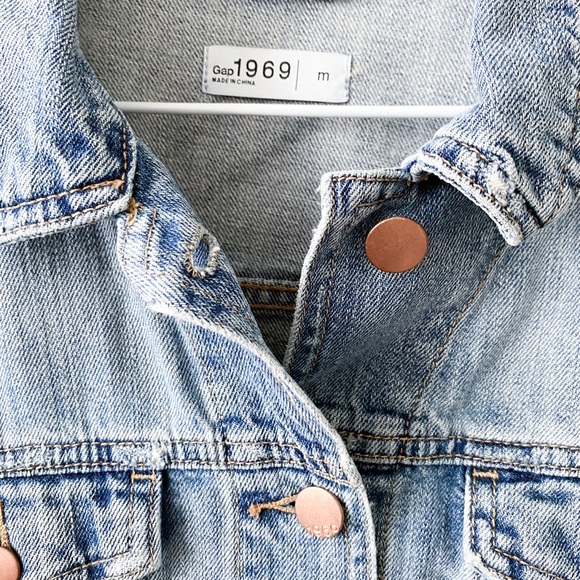 GAP Jean Jacket - Picture 5 of 5